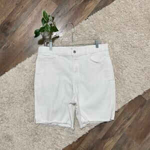 Express Size 12 White Raw Frayed Hem High-Rise Bermuda Denim Shorts